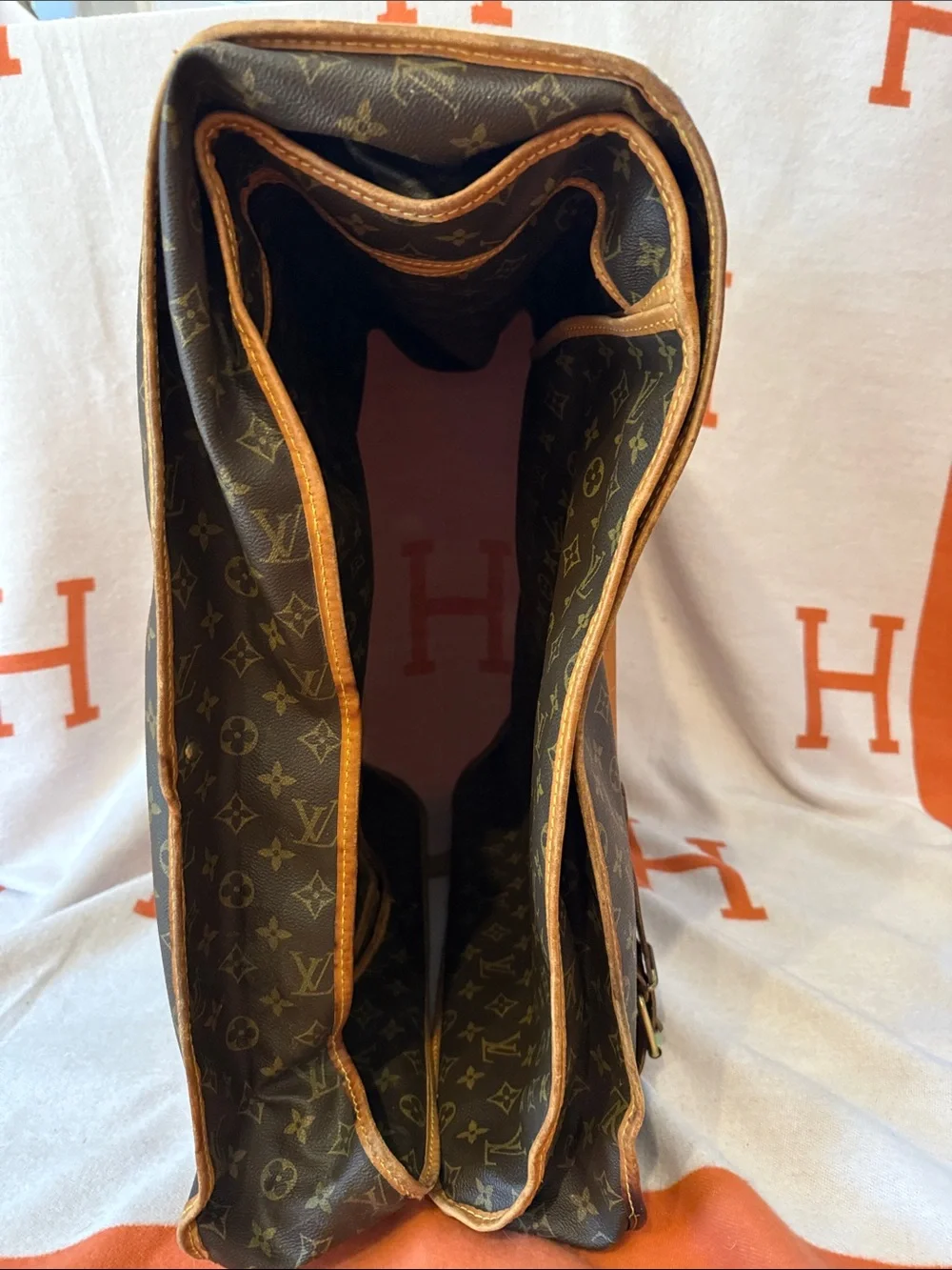 Vintage Louis Vuitton Monogram Garment Bag Tan Leather Trim, Look at Photos